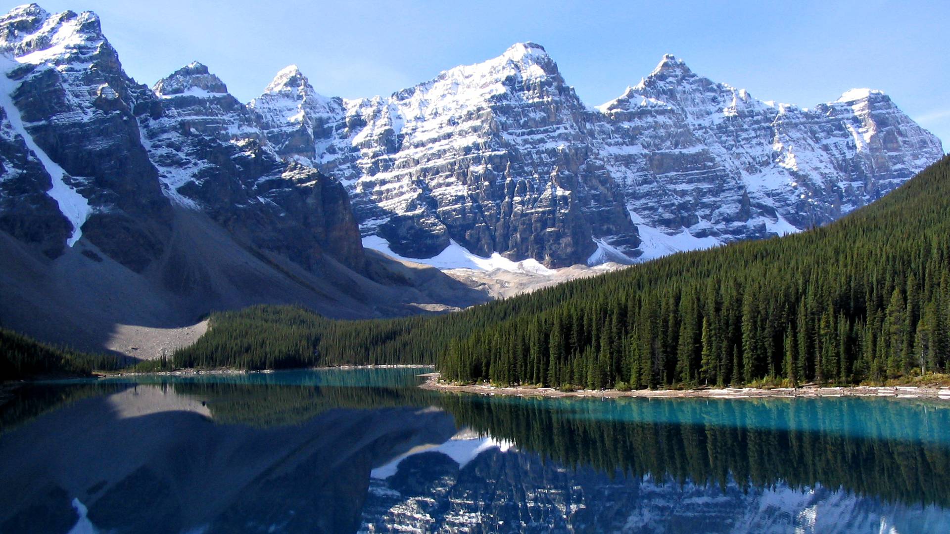 Moraine Lake and the Valley of the Ten Peaks in Banff National Park, Alberta
